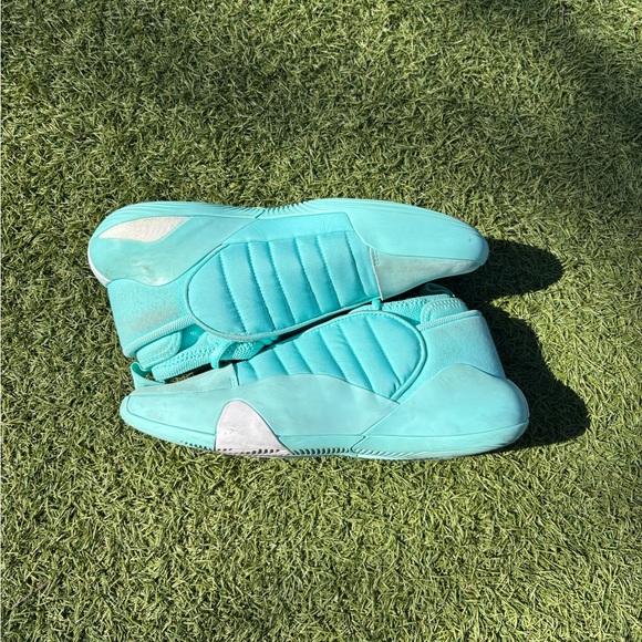 Harden 7 flash aqua basketball shoes. - Picture 3 of 11